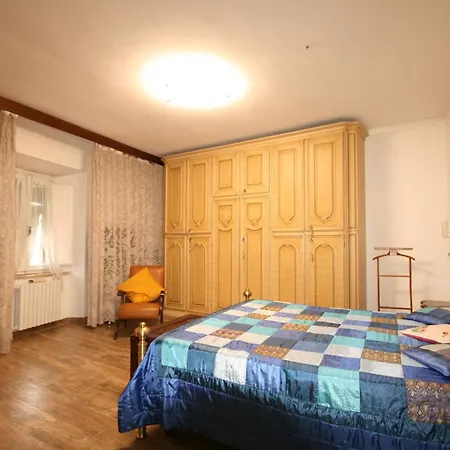 Διαμέρισμα Grazioso Ai Bori Del Centro Storico Castagneto Carducci